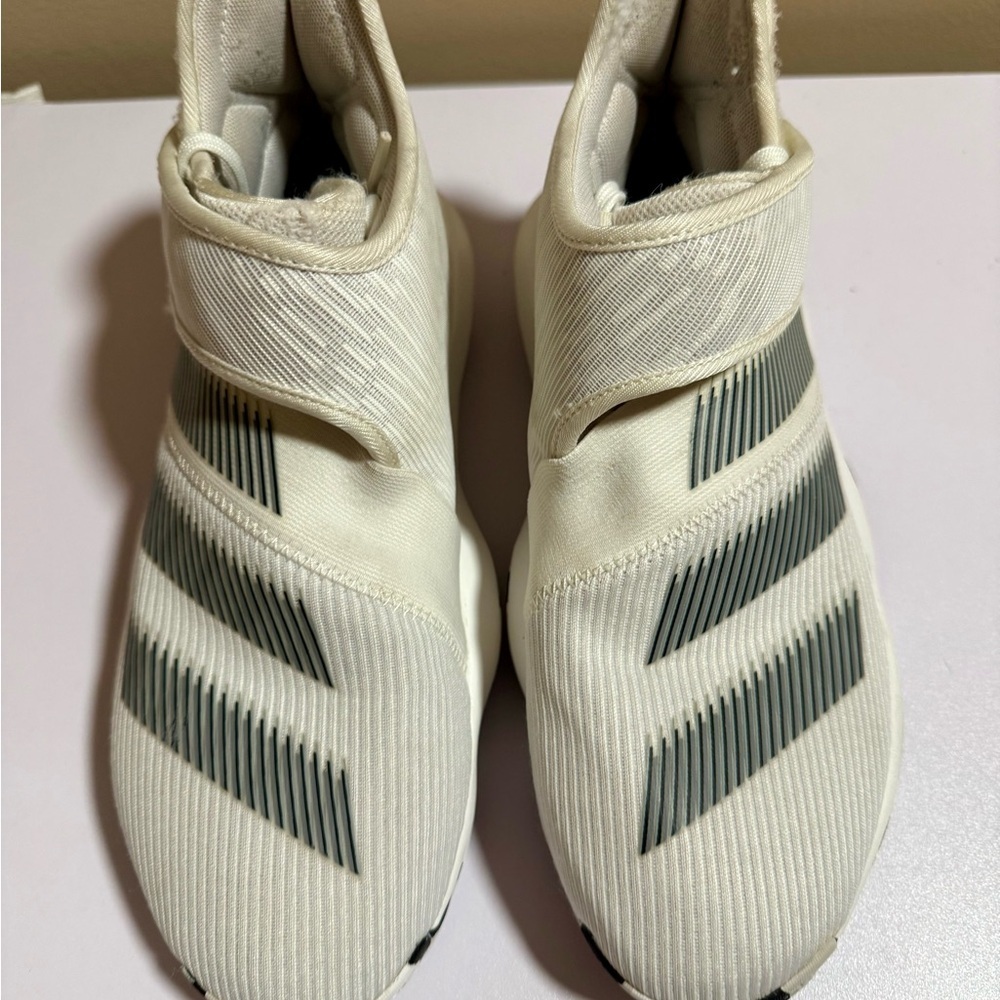 Adidas Harden Youth Adidas Harden B/E 3 High Performance Basketball Shoes G26150 - Picture 2 of 6